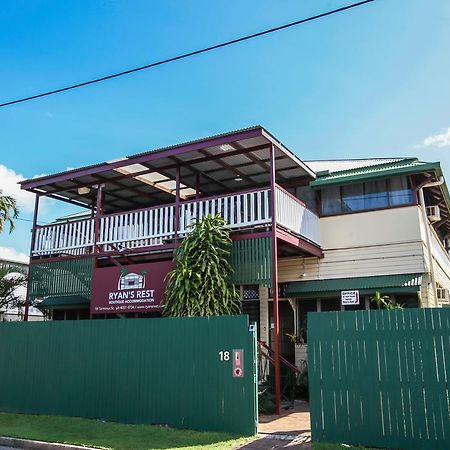 Ryan's Rest Boutique Accommodation Cairns Extérieur photo