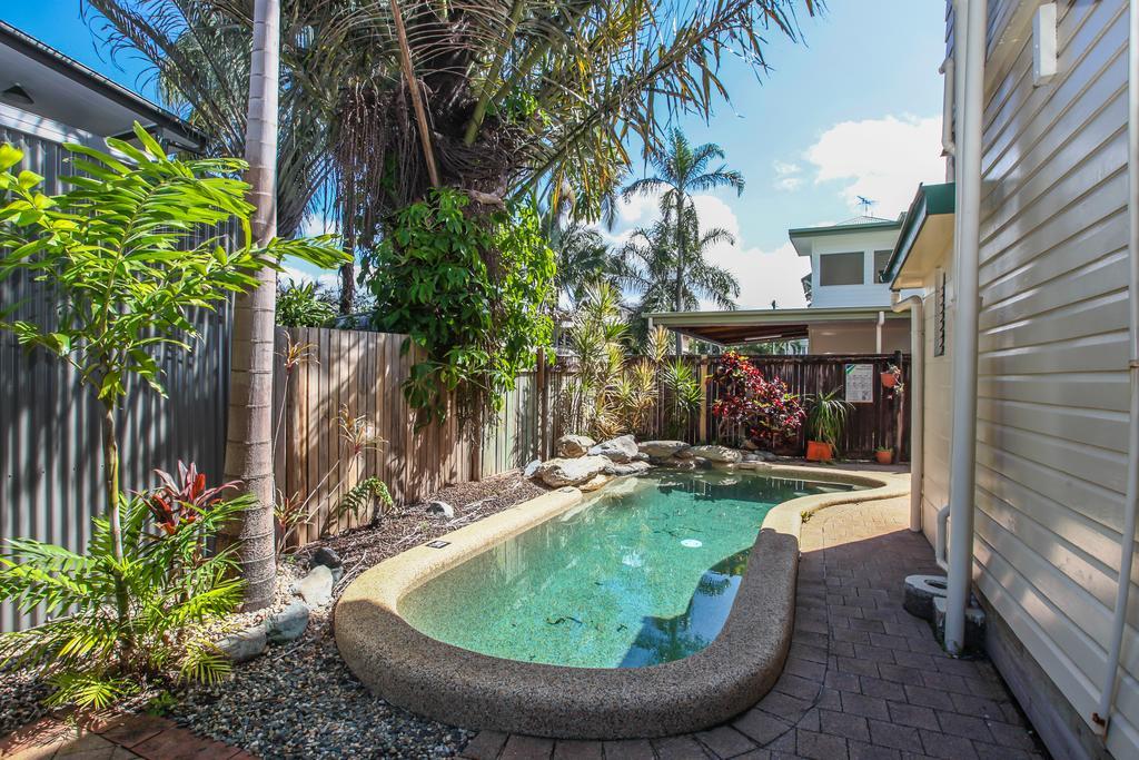 Ryan's Rest Boutique Accommodation Cairns Extérieur photo