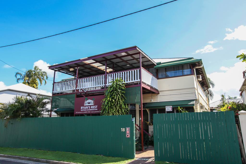 Ryan's Rest Boutique Accommodation Cairns Extérieur photo